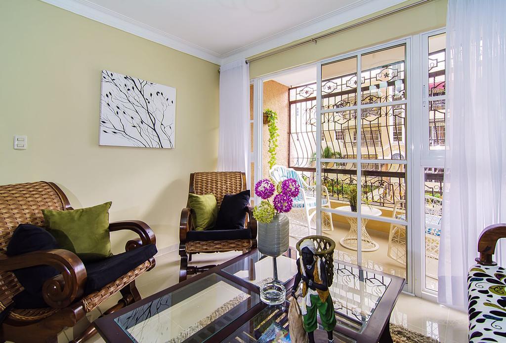 Blanco Vacation Properties Apartment Santiago De Los Caballeros Bagian luar foto
